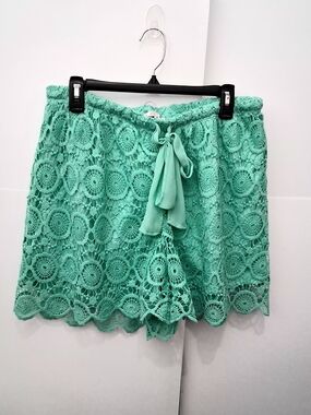 FREE 2 LUV Mint Lace Women’s Shorts with Tie Waist Size 1X
